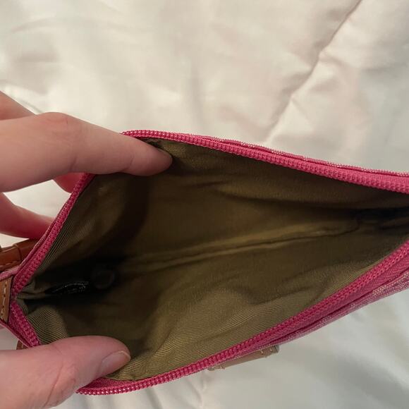 Coach Classic Mini Signature C Pink Wristlet Wallet Buckle Pocket CLEAN - Picture 9 of 15